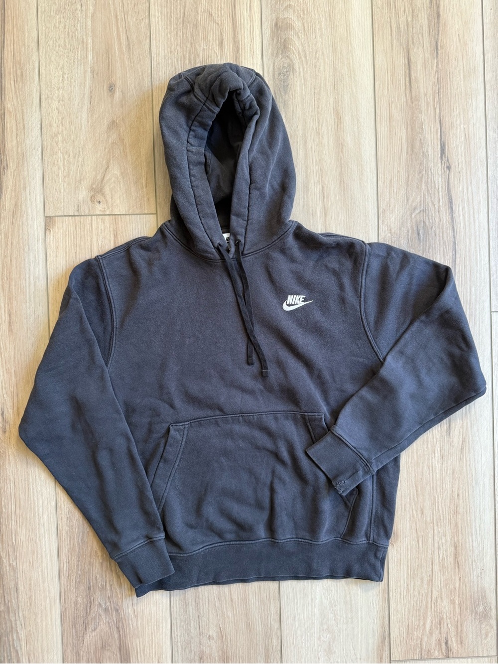 Nike Men's faded black hoodie